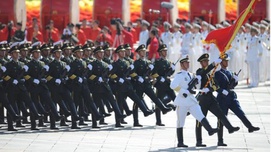 戴旭:中国抗战空前绝后 阅兵震慑邪恶势力