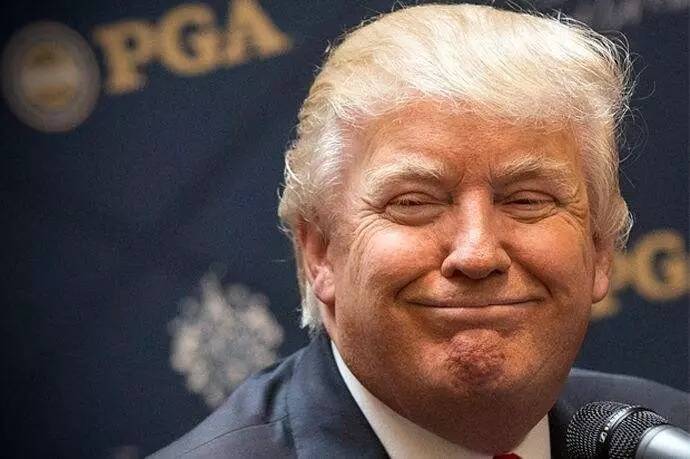 默克尔怼特朗普表达愤怒，马克龙邀普京访法，两国开始主动出击！